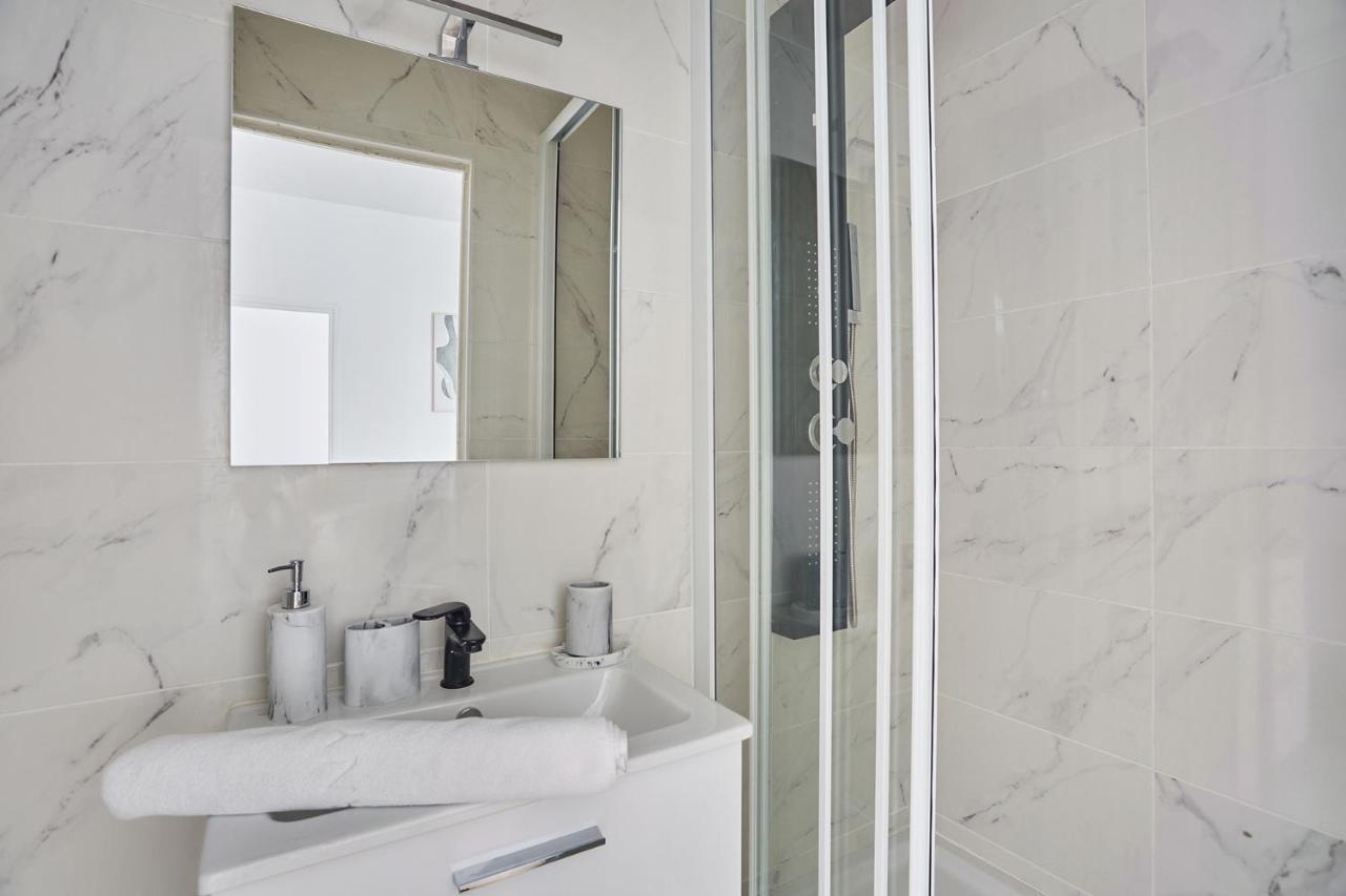 Residence Neuilly Bois De Boulogne By Studio Prestige Экстерьер фото